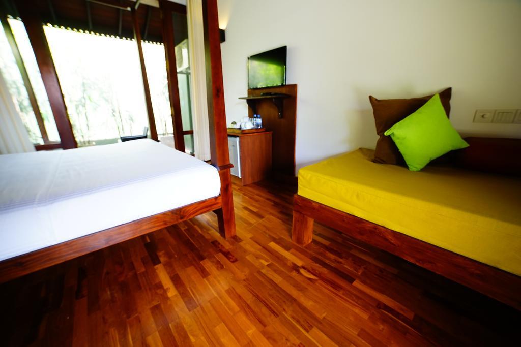 Lespri Grand Hotell Negombo Exteriör bild