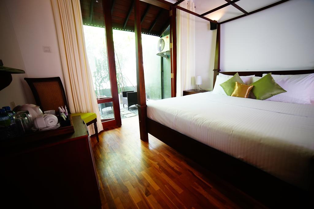 Lespri Grand Hotell Negombo Rum bild