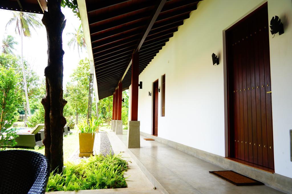 Lespri Grand Hotell Negombo Rum bild